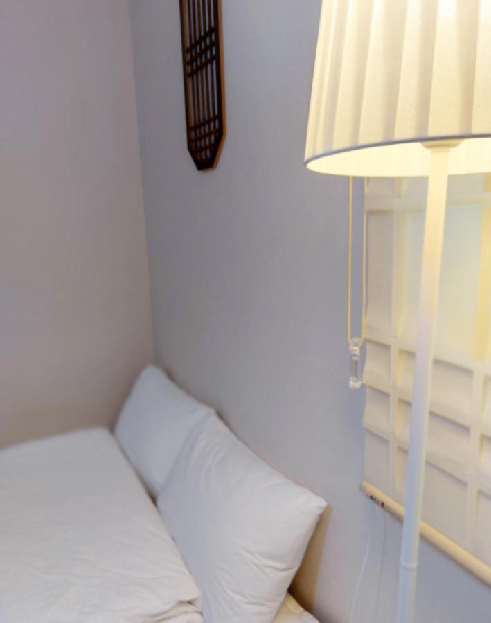 Blau Guesthouse คยองจู ภายนอก รูปภาพ