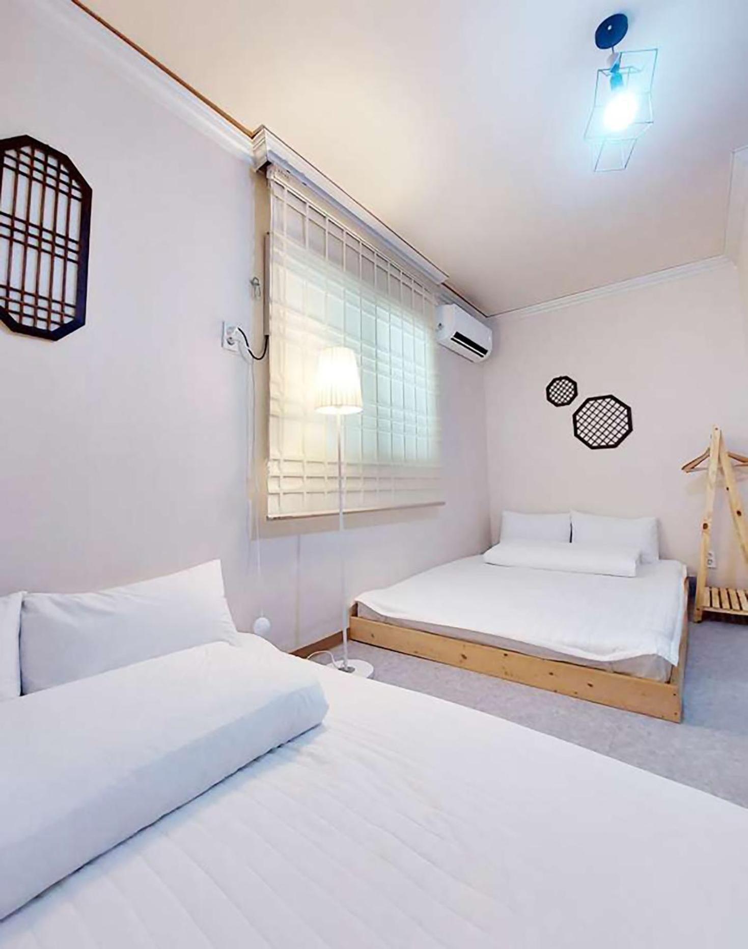Blau Guesthouse คยองจู ภายนอก รูปภาพ