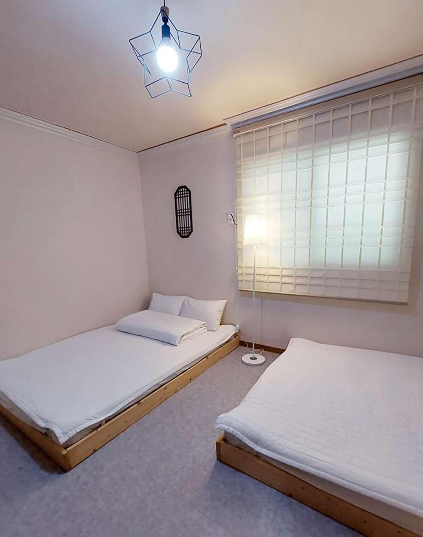 Blau Guesthouse คยองจู ภายนอก รูปภาพ